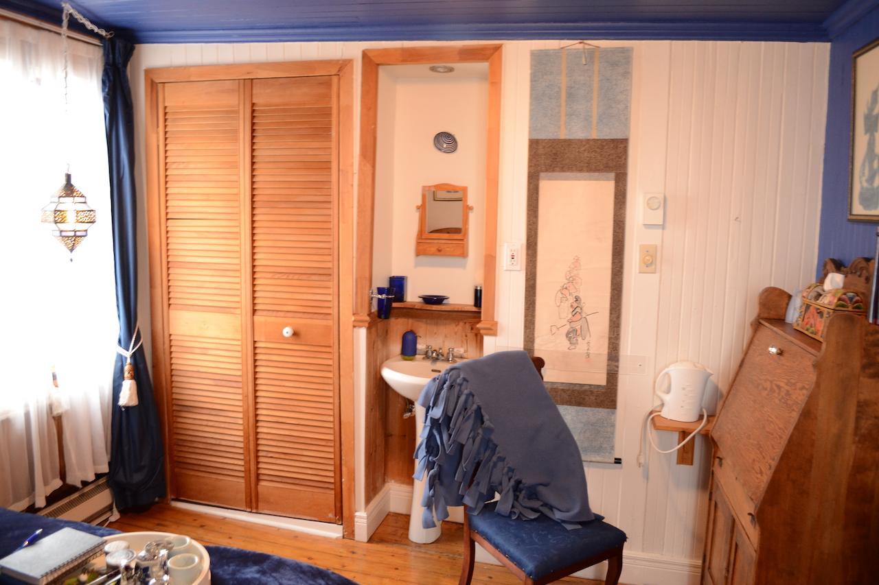 Gite Au Toit Bleu Sainte-Famille Room photo